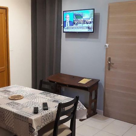L'Arriere Boutique Apartamento Maroilles Exterior foto