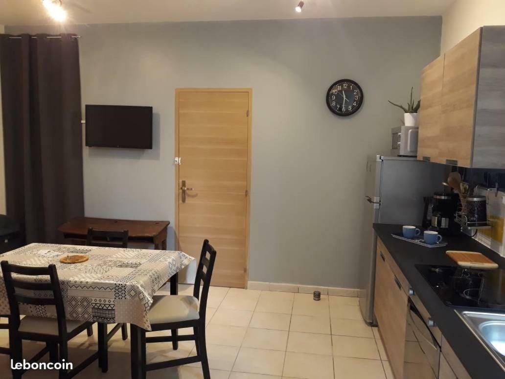L'Arriere Boutique Apartamento Maroilles Exterior foto